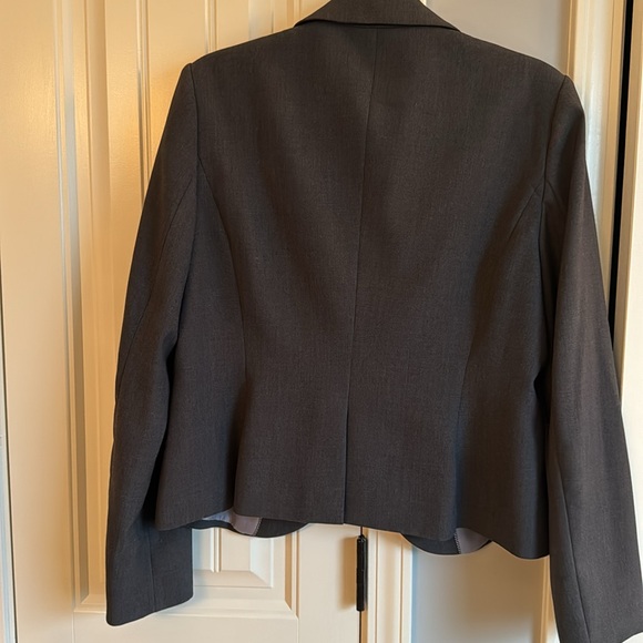 Calvin Klein suit jacket - Picture 5 of 5